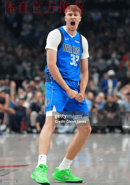 生涯之夜！弗拉格穿着深蓝Hesi Low v2，砍下42分7篮板6助攻